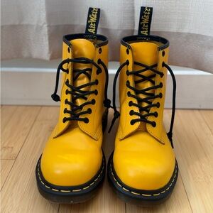 Yellow Doc Marten Combat Booys